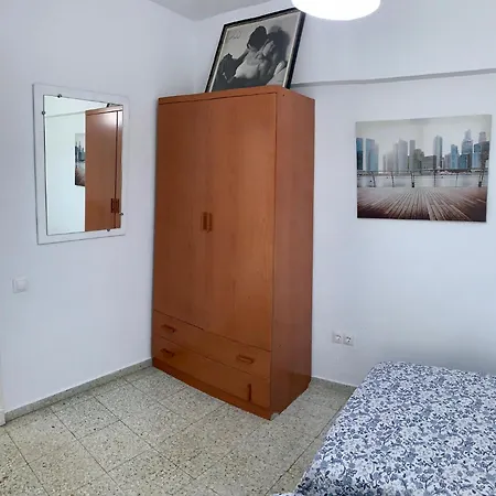 Bright And Modern 3 Bedroom With Balcony E3ev