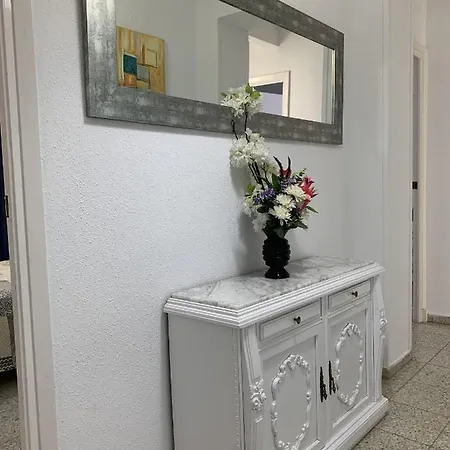 Bright And Modern 3 Bedroom With Balcony E3ev Alicante
