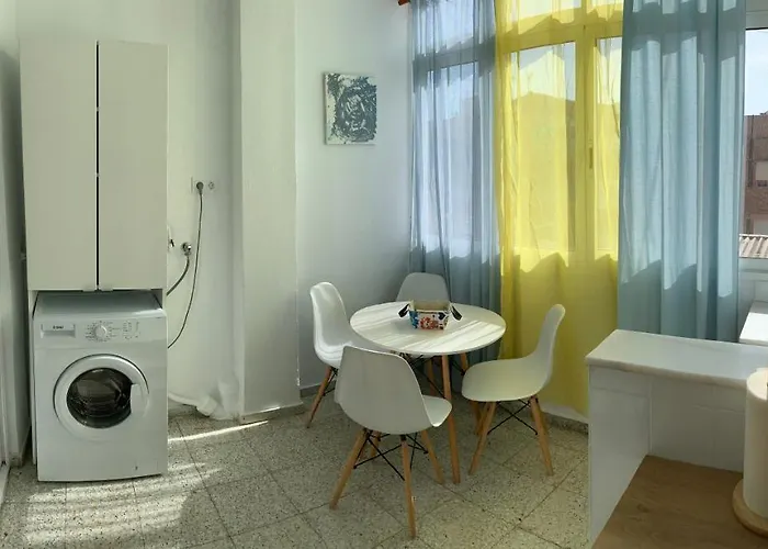 Bright And Modern 3 Bedroom With Balcony E3ev 公寓 *