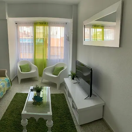 Bright And Modern 3 Bedroom With Balcony E3ev Apartment